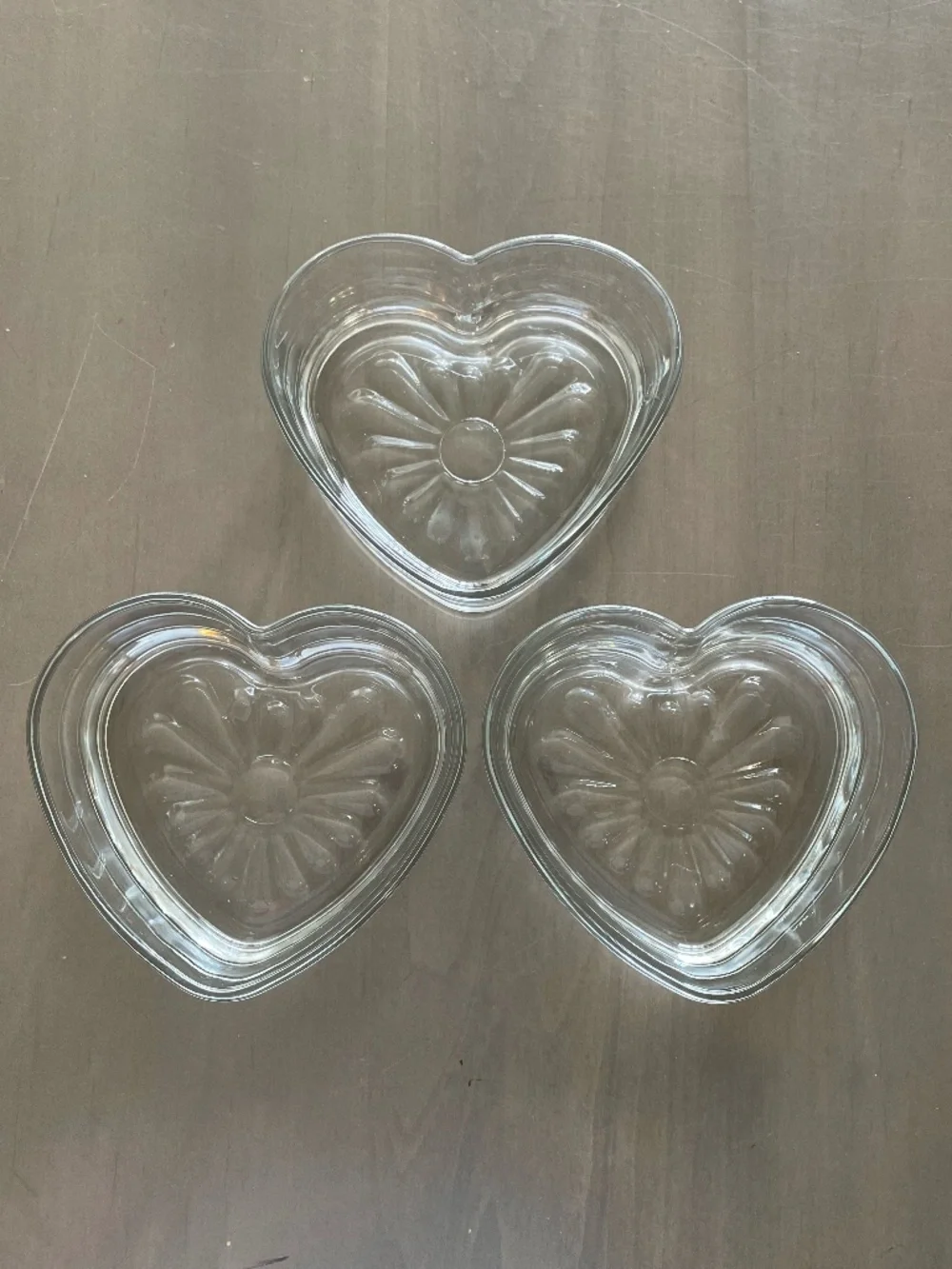 Set of 3 Vintage Heart Shaped Pressed Glass Bowls Starburst Daisy Base Dish